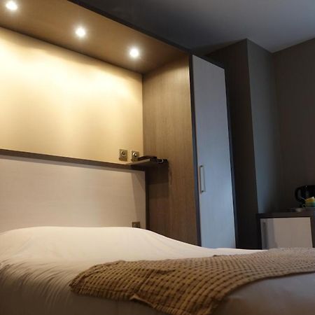 Hotel-Restaurant Des Voyageurs Le Cheylard Εξωτερικό φωτογραφία