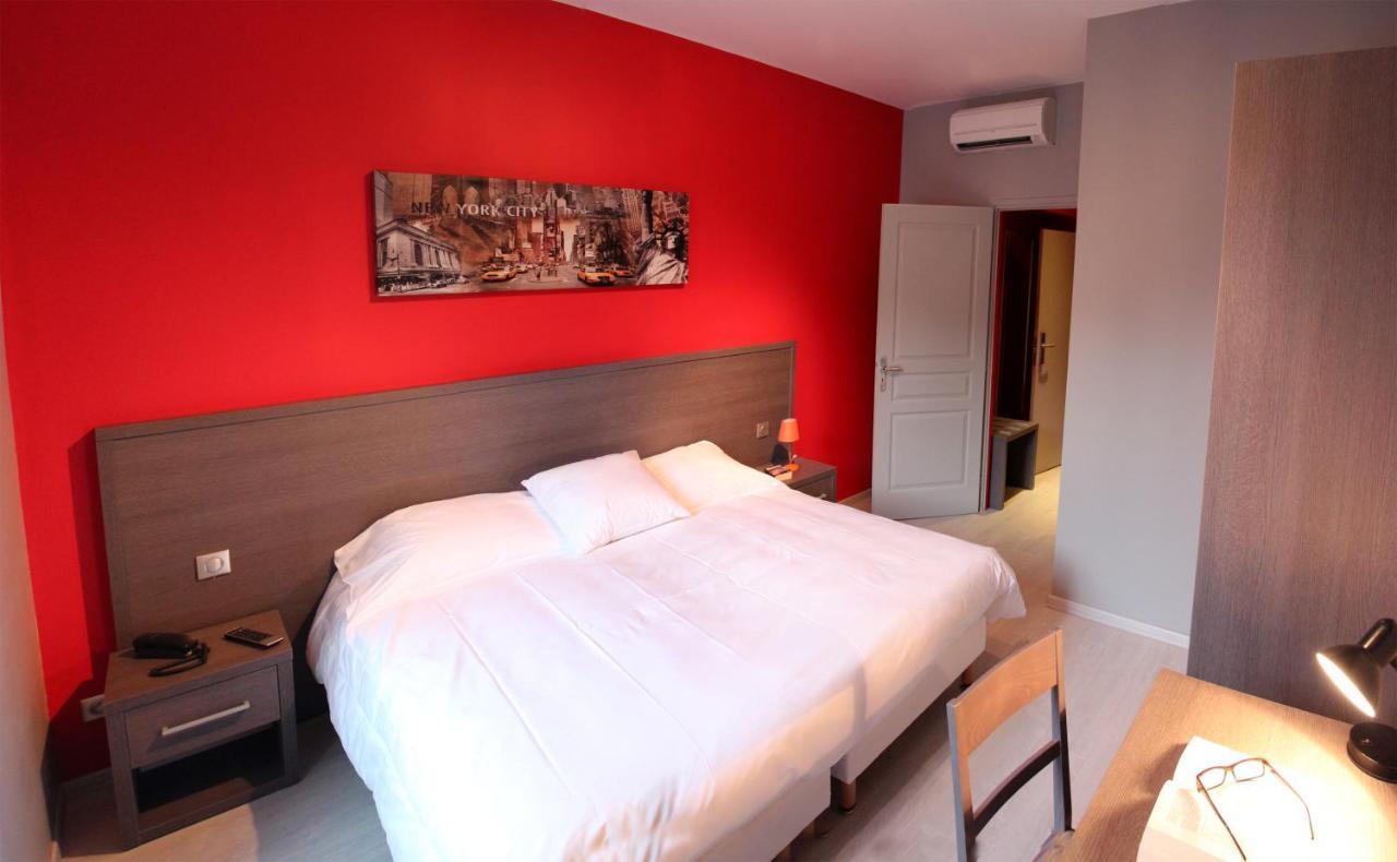 Hotel-Restaurant Des Voyageurs Le Cheylard Εξωτερικό φωτογραφία