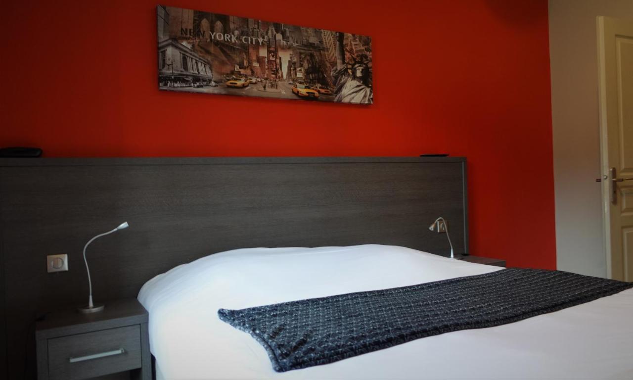 Hotel-Restaurant Des Voyageurs Le Cheylard Εξωτερικό φωτογραφία